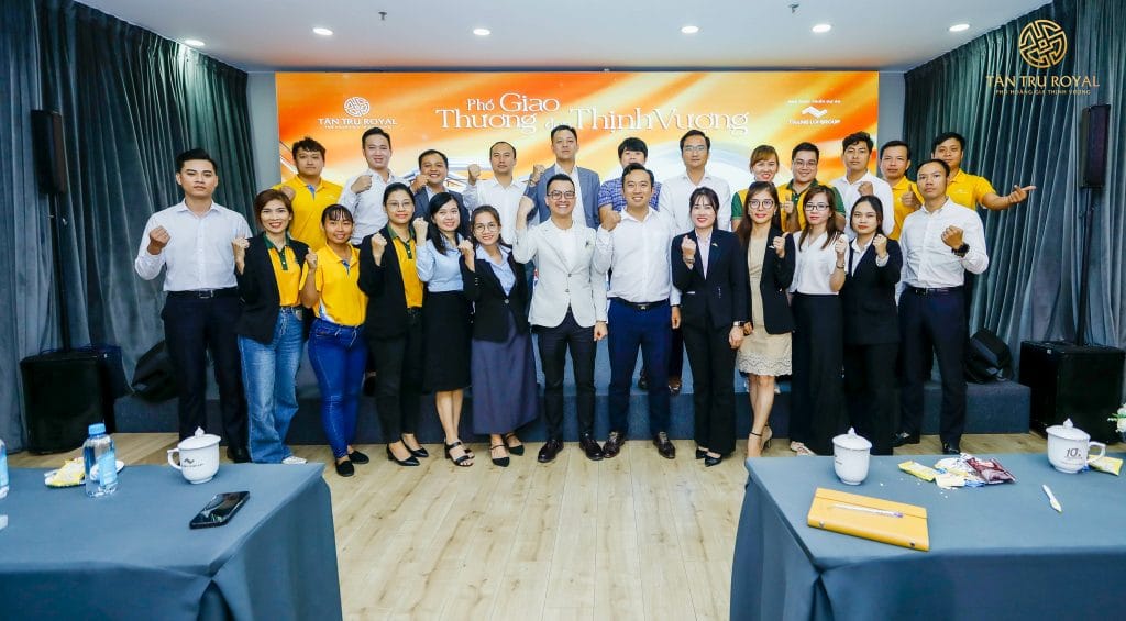 even training dự án Tân Trụ Royal