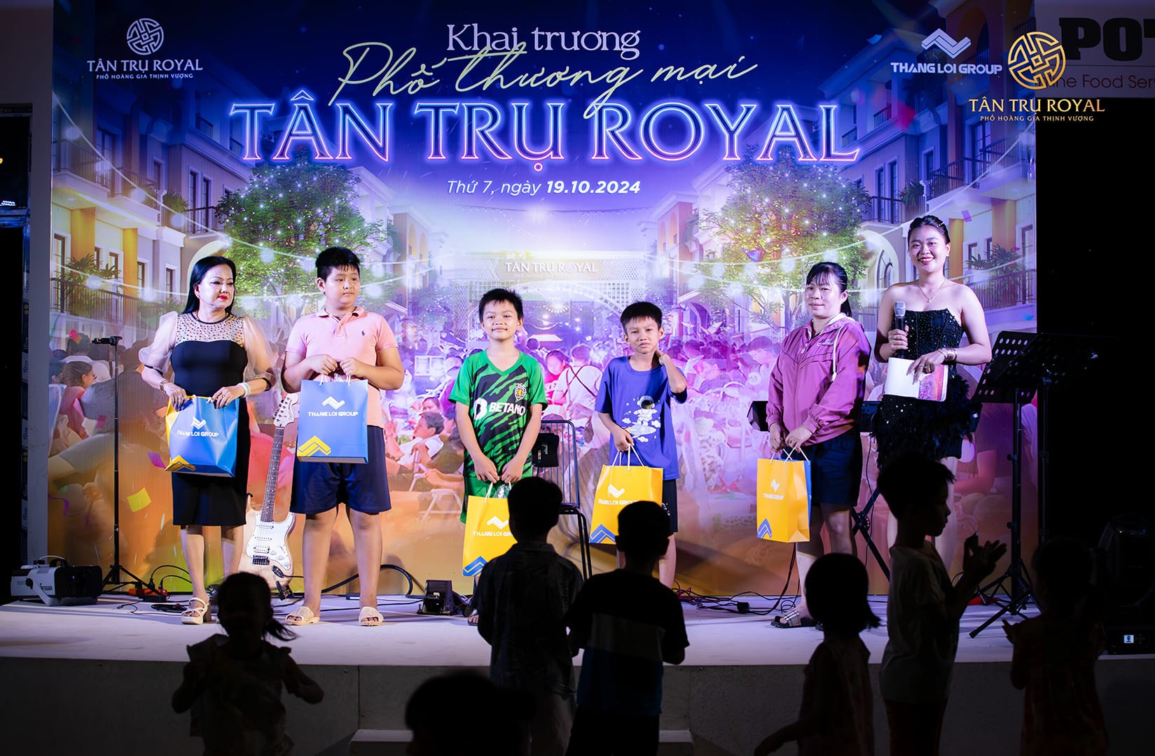 hình ảnh thực tế tân trụ royal long an thắng lợi group